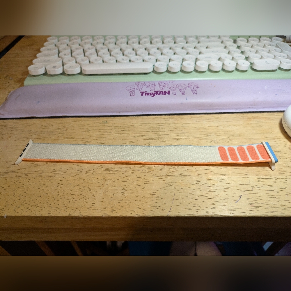 Apple Sport Loop Cream 44mm